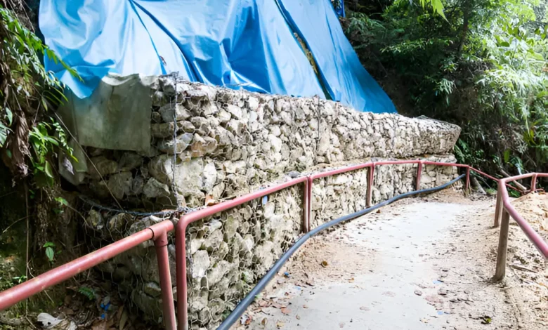 Common Mistakes to Avoid When Installing a Rock Retaining Wall