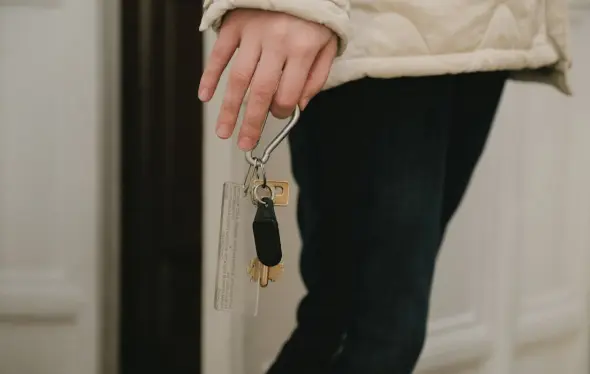 Why Queens Landlords Turn to Junk Removal Before Leasing Units